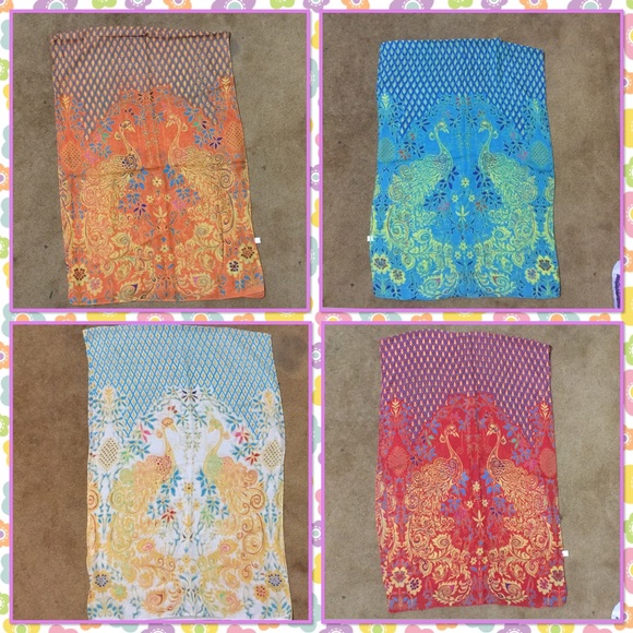 🆕 Peacock chiffon scarf soft shawl warp - Picture 3 of 3